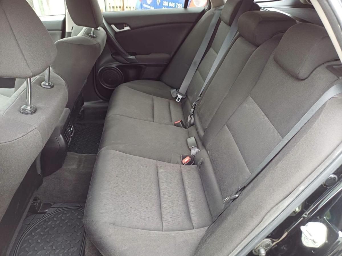 skoda-octavia-2010-diesel-1598cc