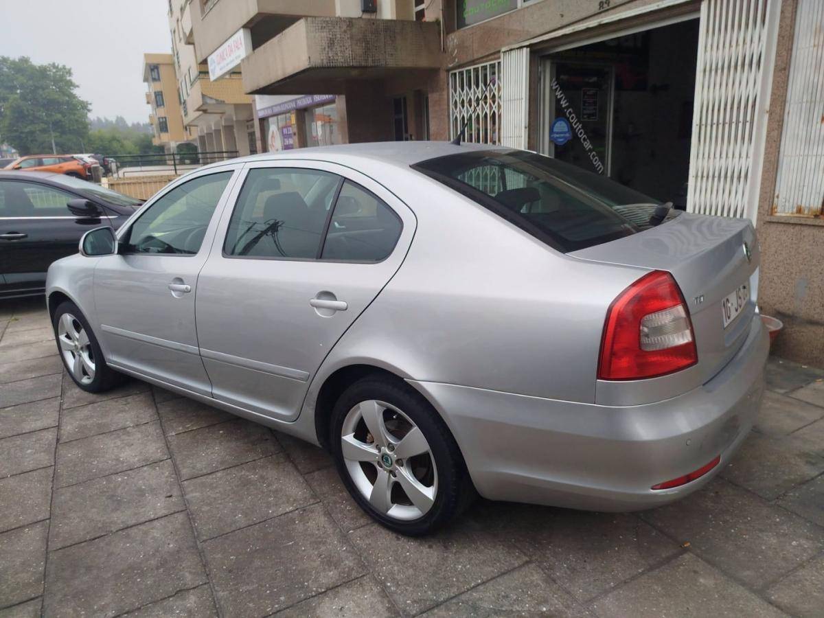 skoda-octavia-2010-diesel-1598cc