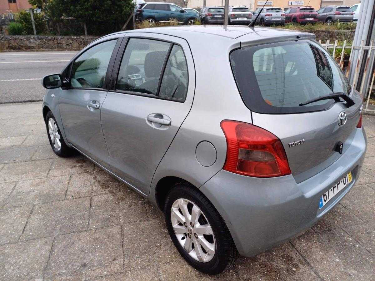 toyota-yaris-2008-gasolina-998cc