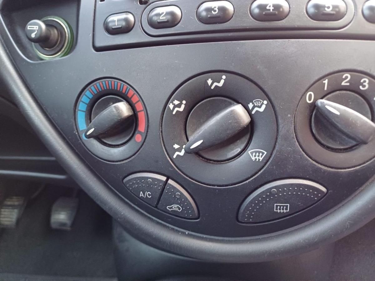 ford-focus-sw-2001-gasolina-1596cc