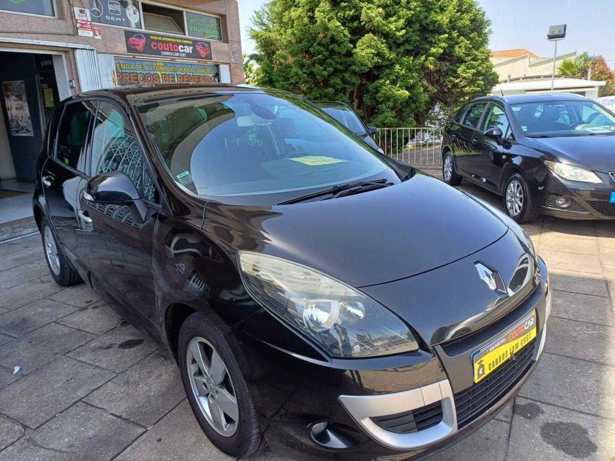 renault-grand-scenic-2010-diesel-1461cc