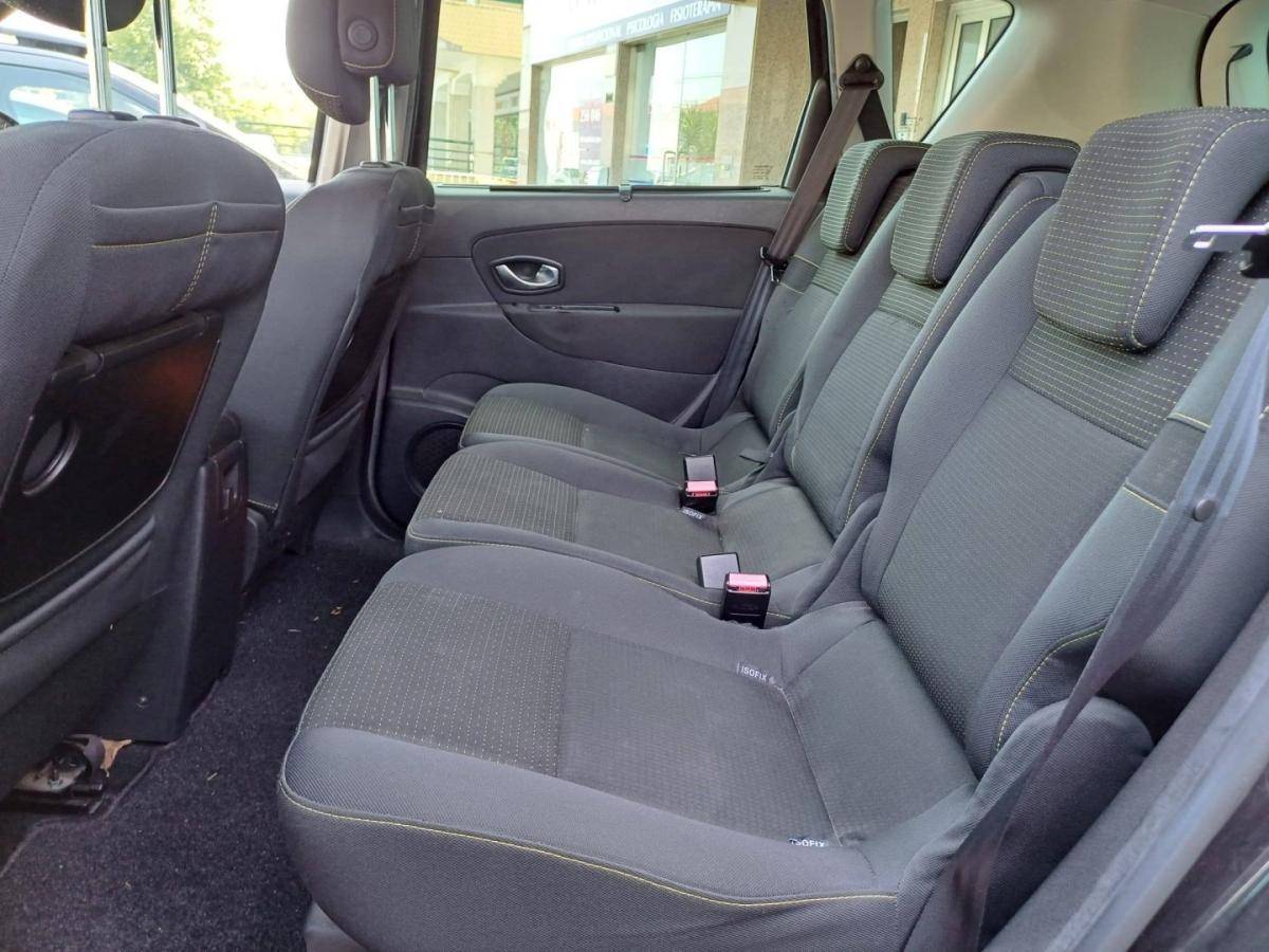 renault-grand-scenic-2010-diesel-1461cc