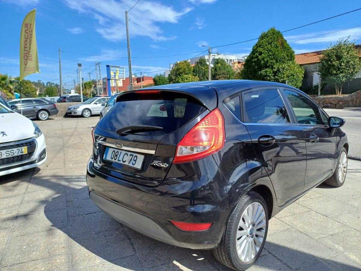 ford-fiesta-2010-gasolina-1242cc