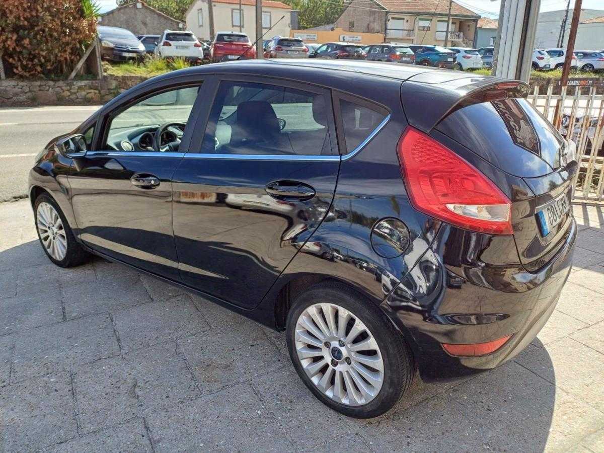 ford-fiesta-2010-gasolina-1242cc