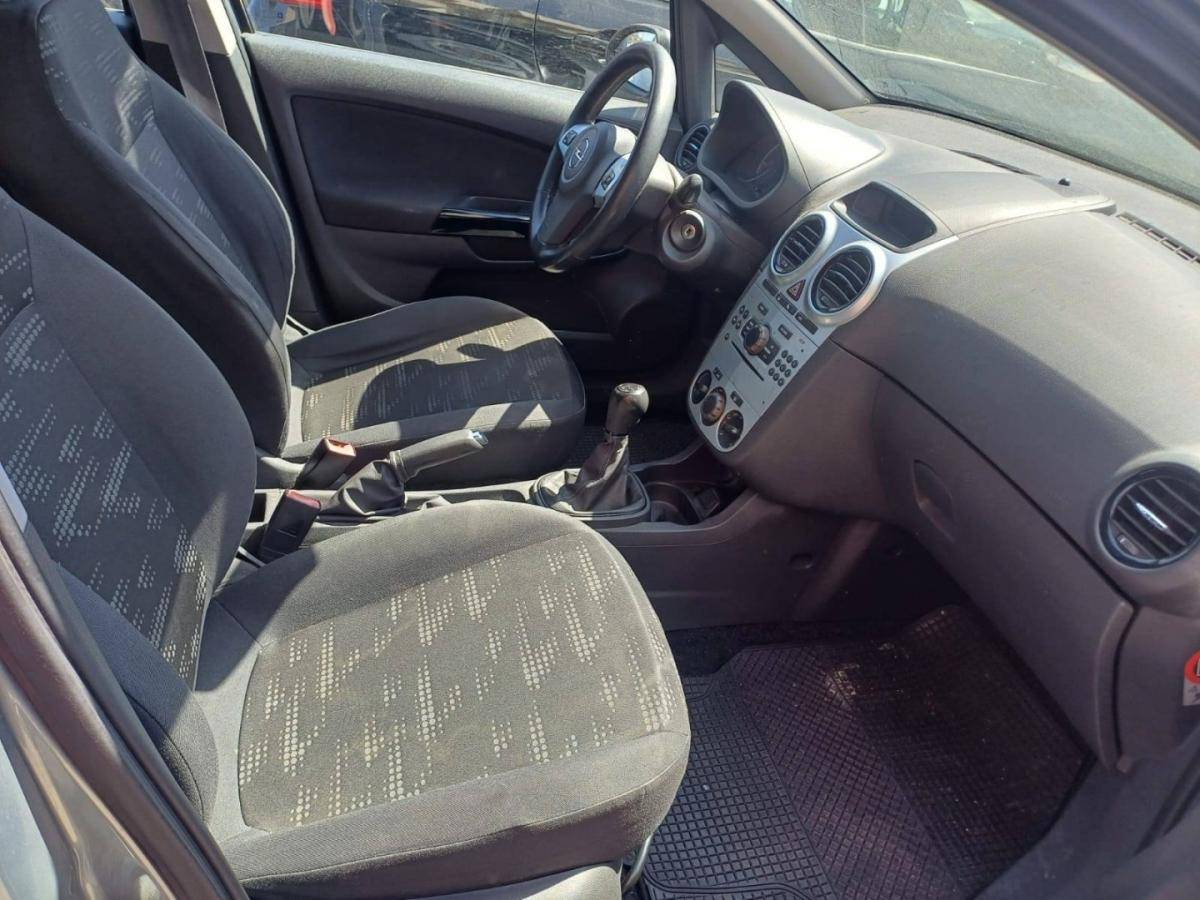 opel-corsa-2014-diesel-1248cc