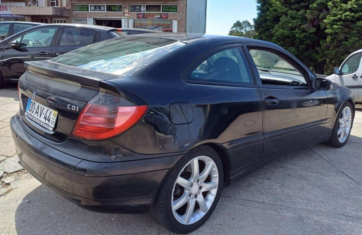 mercedes-benz-classe-c-2003-diesel-2148cc