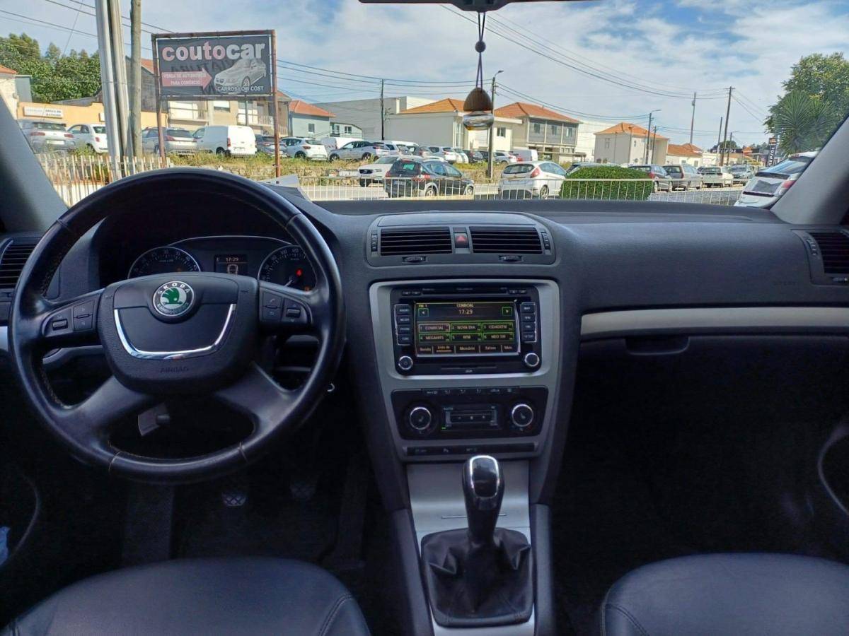 skoda-octavia-break-2011-diesel-1598cc