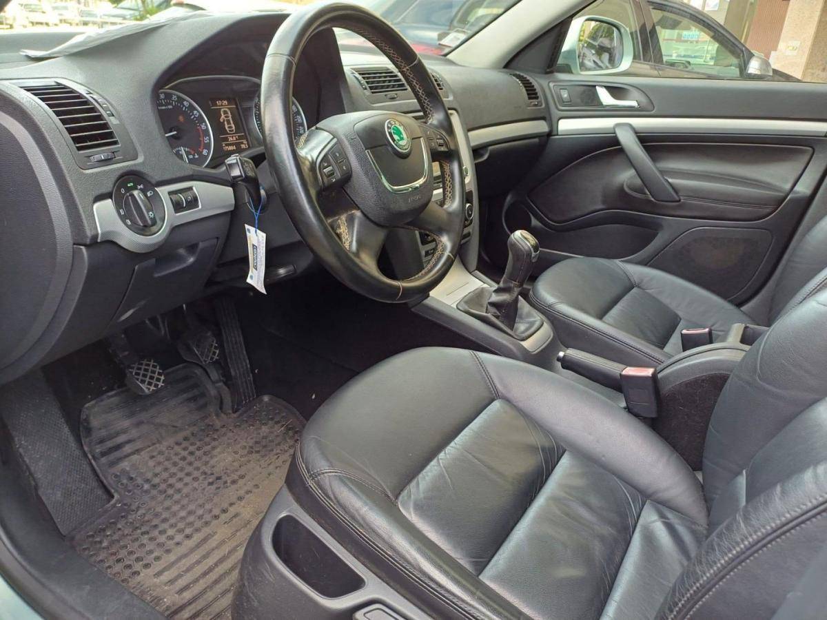 skoda-octavia-break-2011-diesel-1598cc