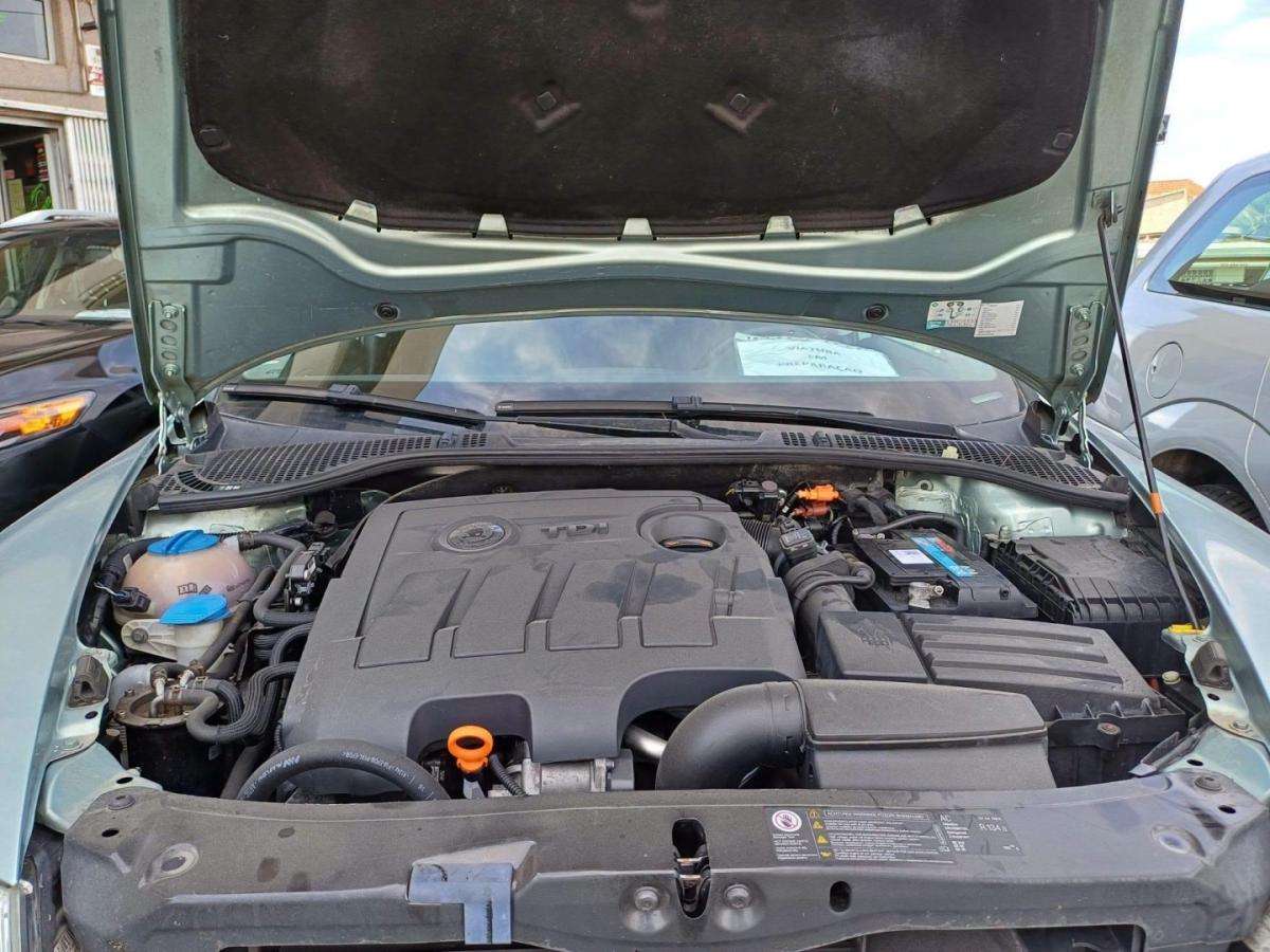 skoda-octavia-break-2011-diesel-1598cc