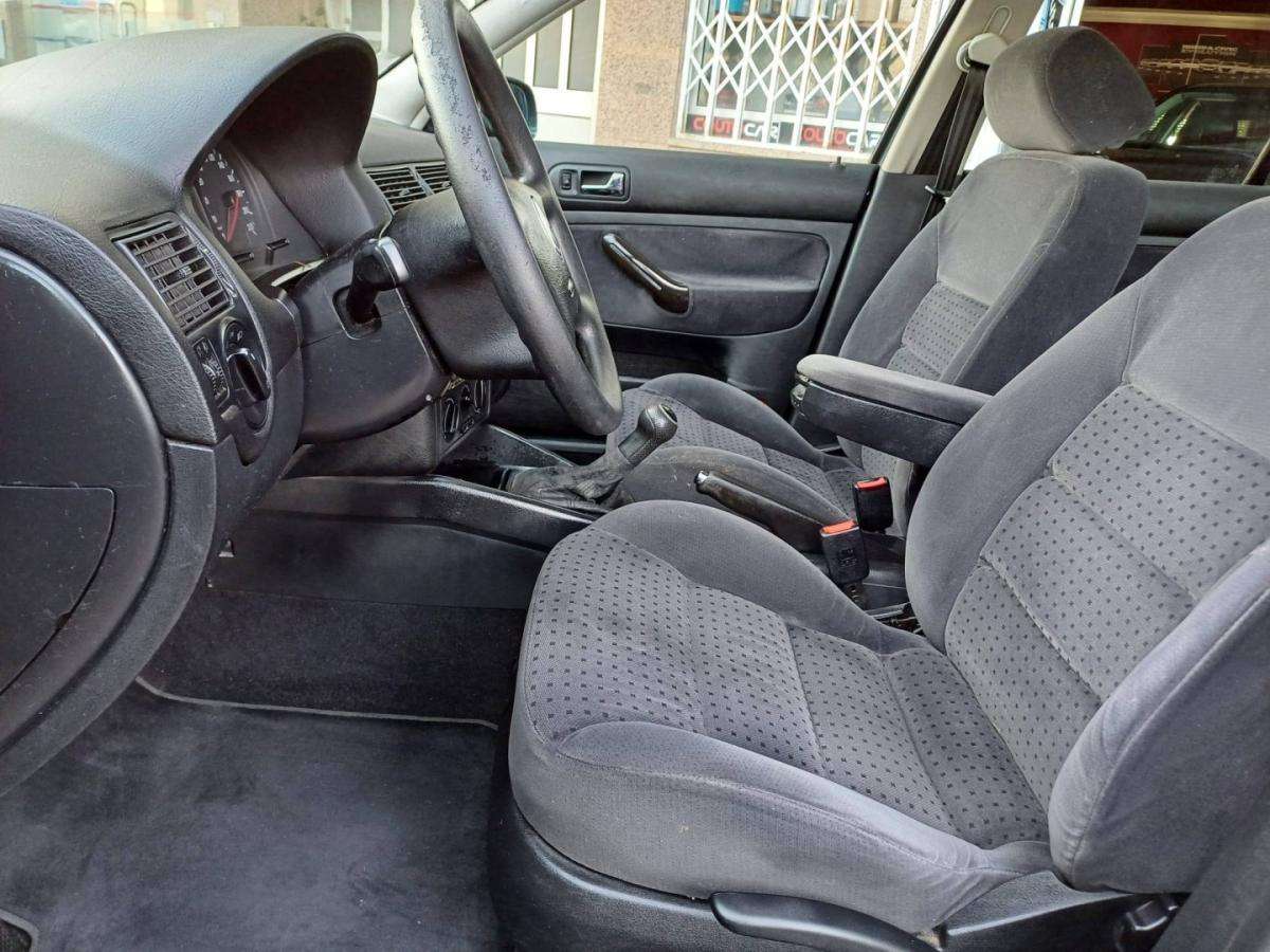 volkswagen-golf-1998-gasolina-1390cc