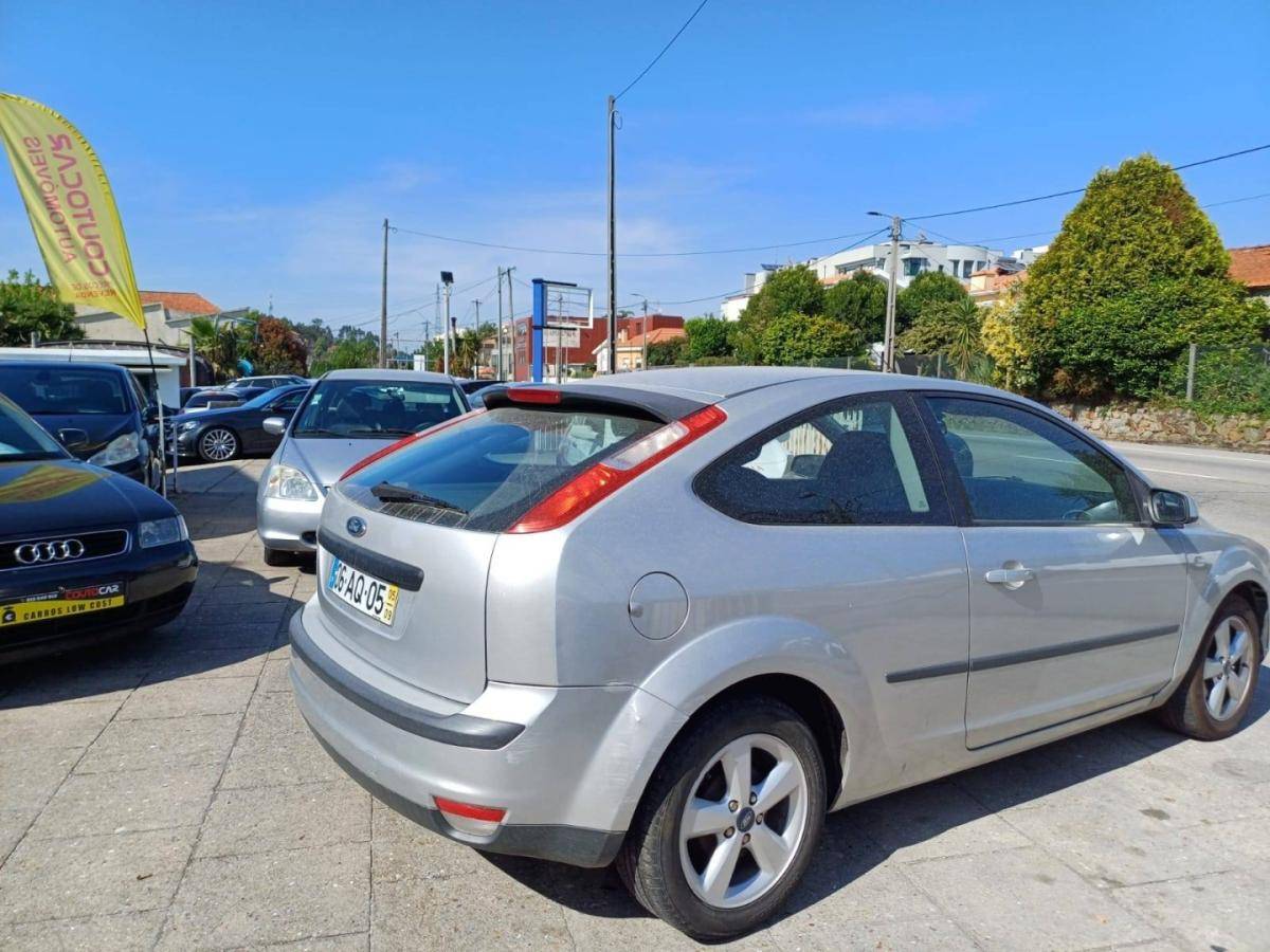 ford-focus-2005-gasolina-1388cc