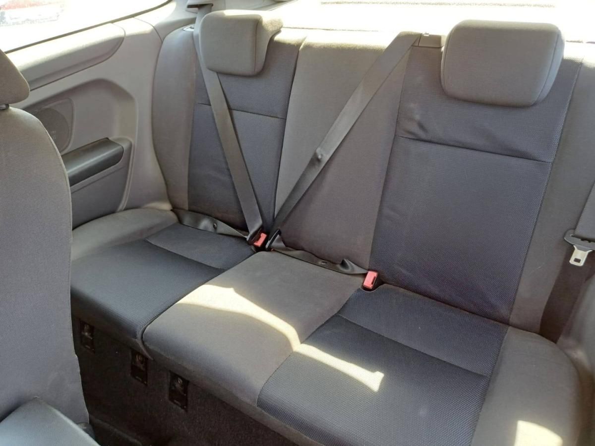 ford-focus-2005-gasolina-1388cc