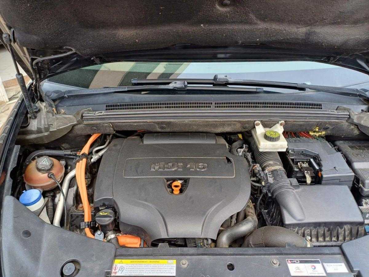 citroen-ds5-2013-hibrido-1997cc