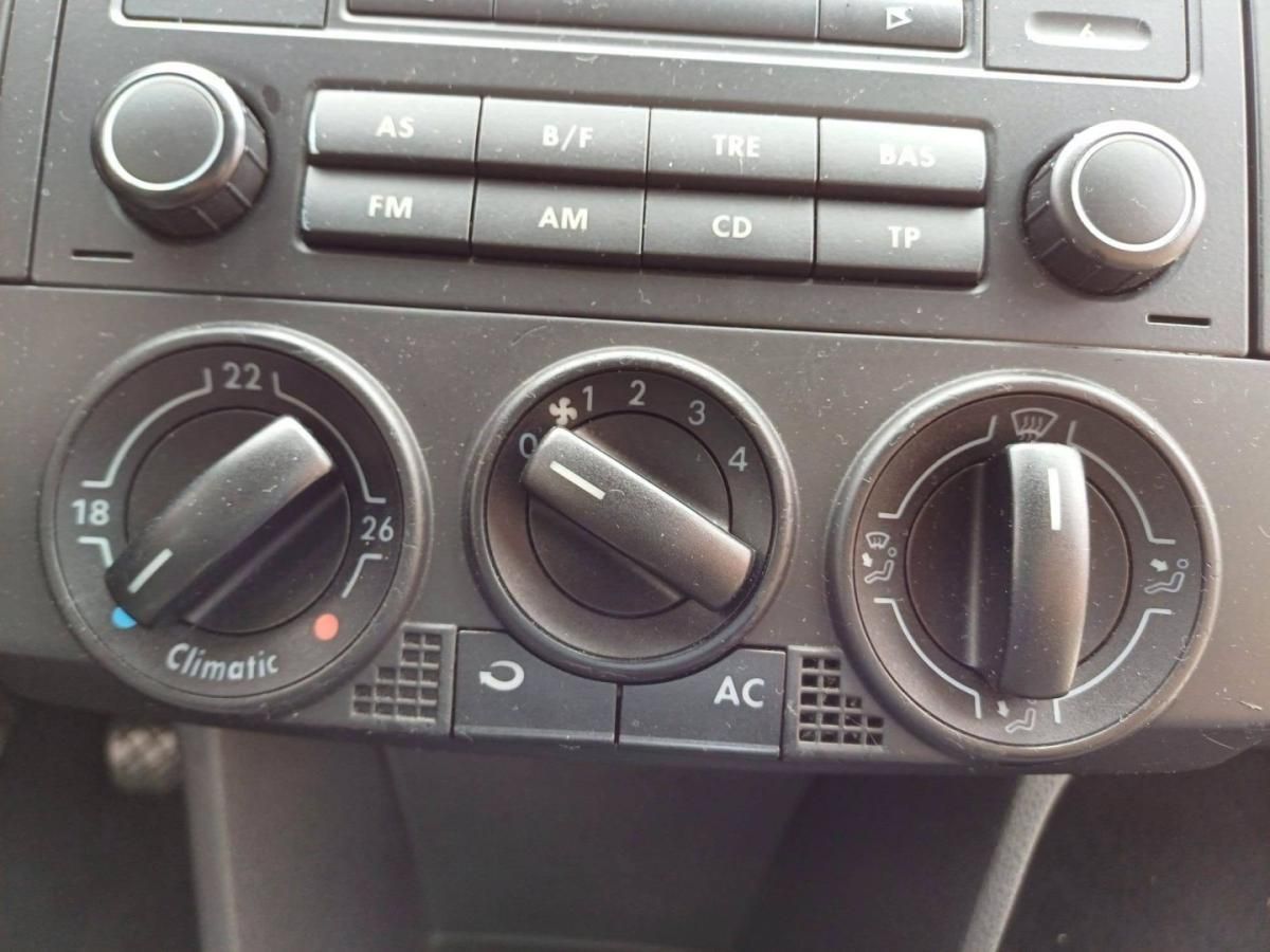 volkswagen-polo-2005-gasolina-1198cc
