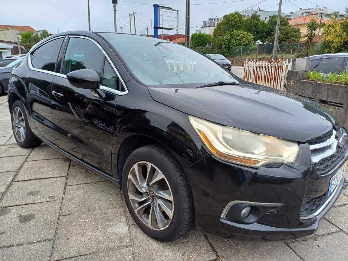 citroen-ds4-2011-diesel-1560cc