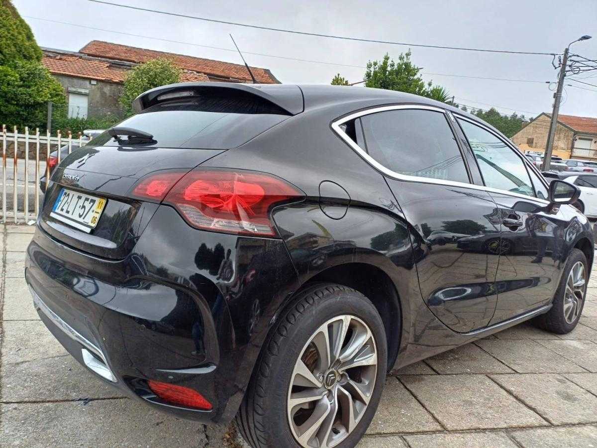 citroen-ds4-2011-diesel-1560cc