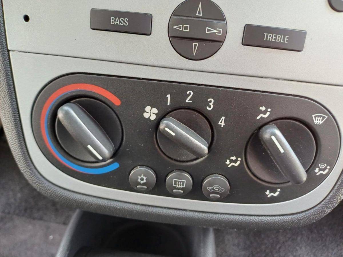 opel-corsa-2005-gasolina-1229cc