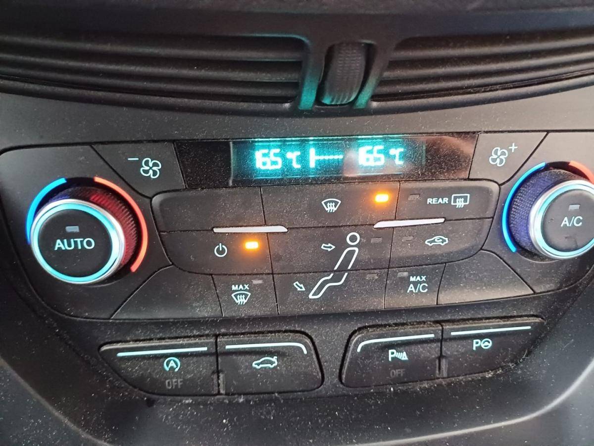 ford-grand-c-max-2018-diesel-1499cc