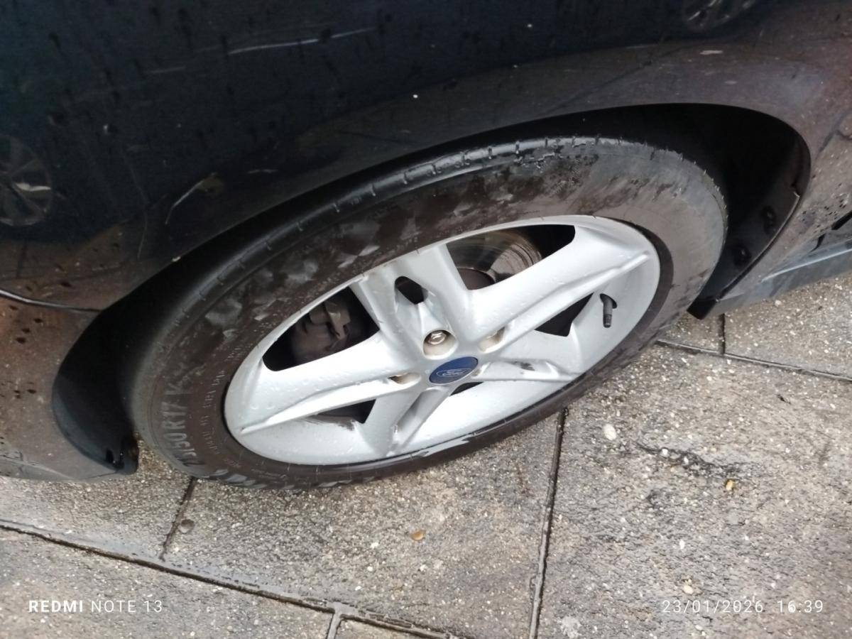ford-grand-c-max-2018-diesel-1499cc