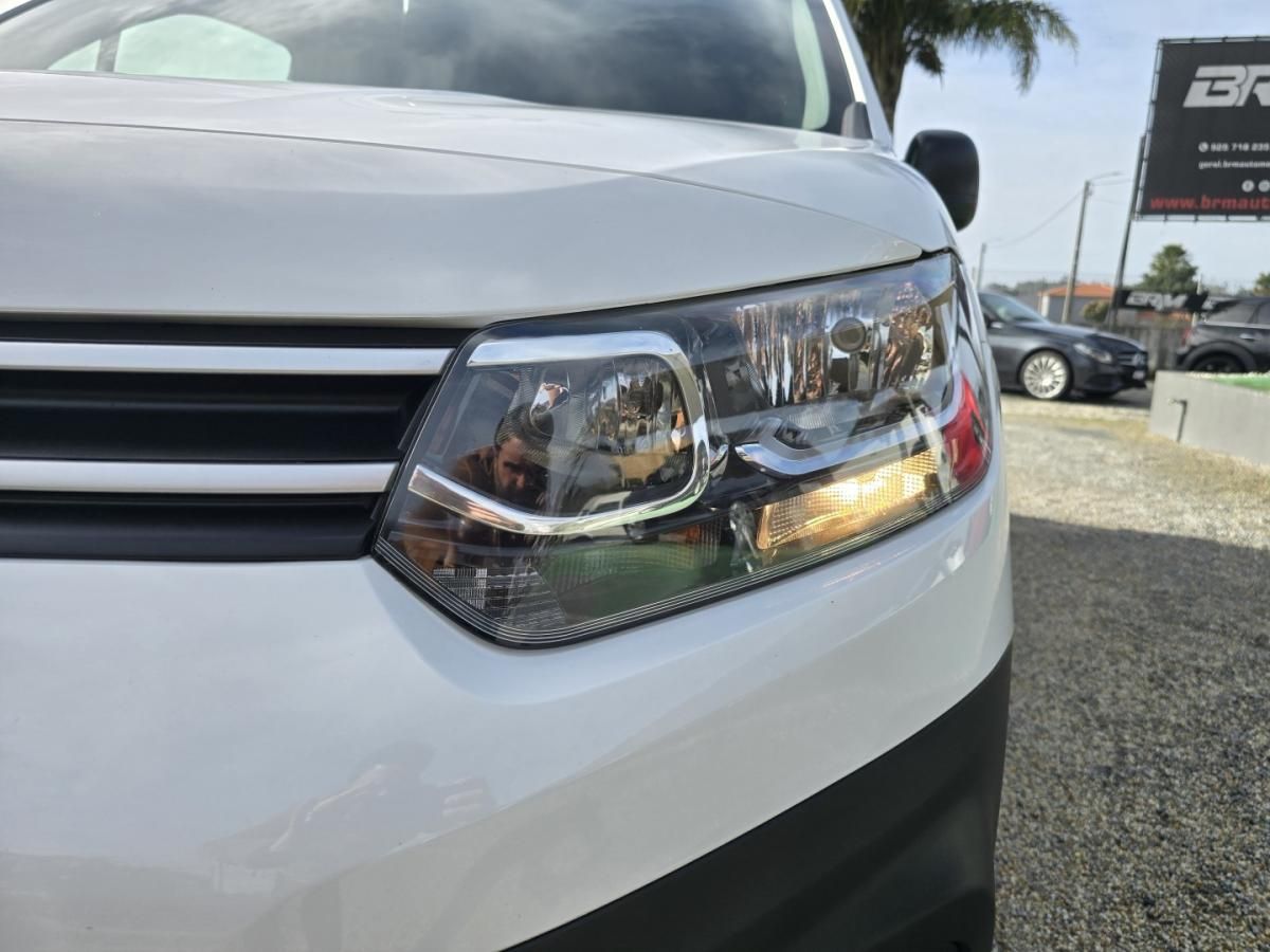 citroen-berlingo-2021-diesel-1499cc