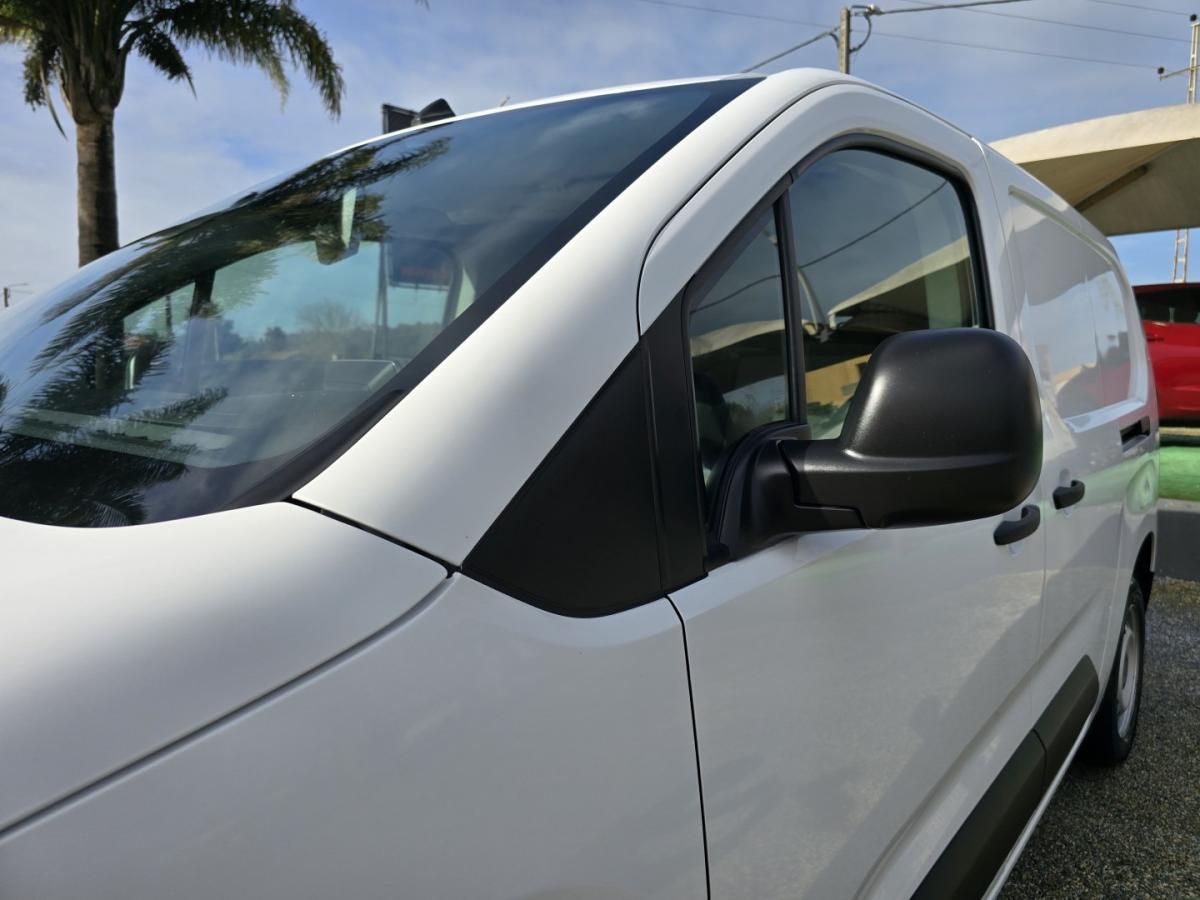 citroen-berlingo-2021-diesel-1499cc
