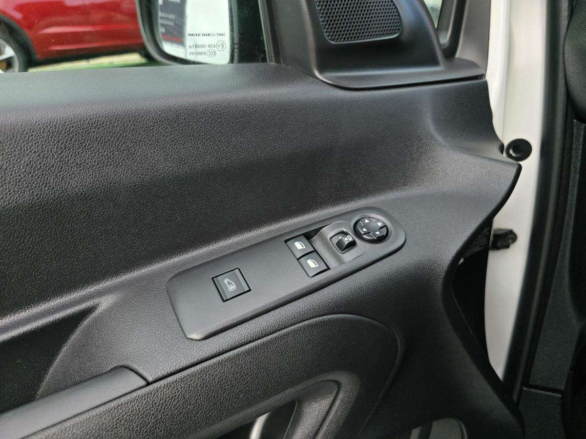 citroen-berlingo-2021-diesel-1499cc