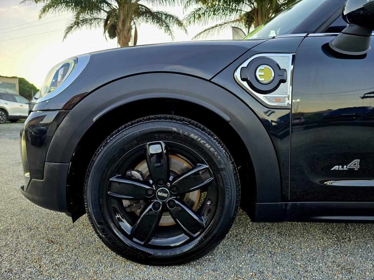 mini-countryman-2023-hibrido-1499cc