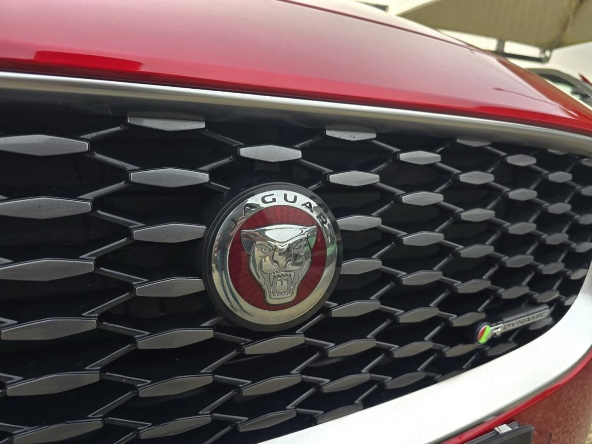 jaguar-e-pace-2023-hibrido-1498cc