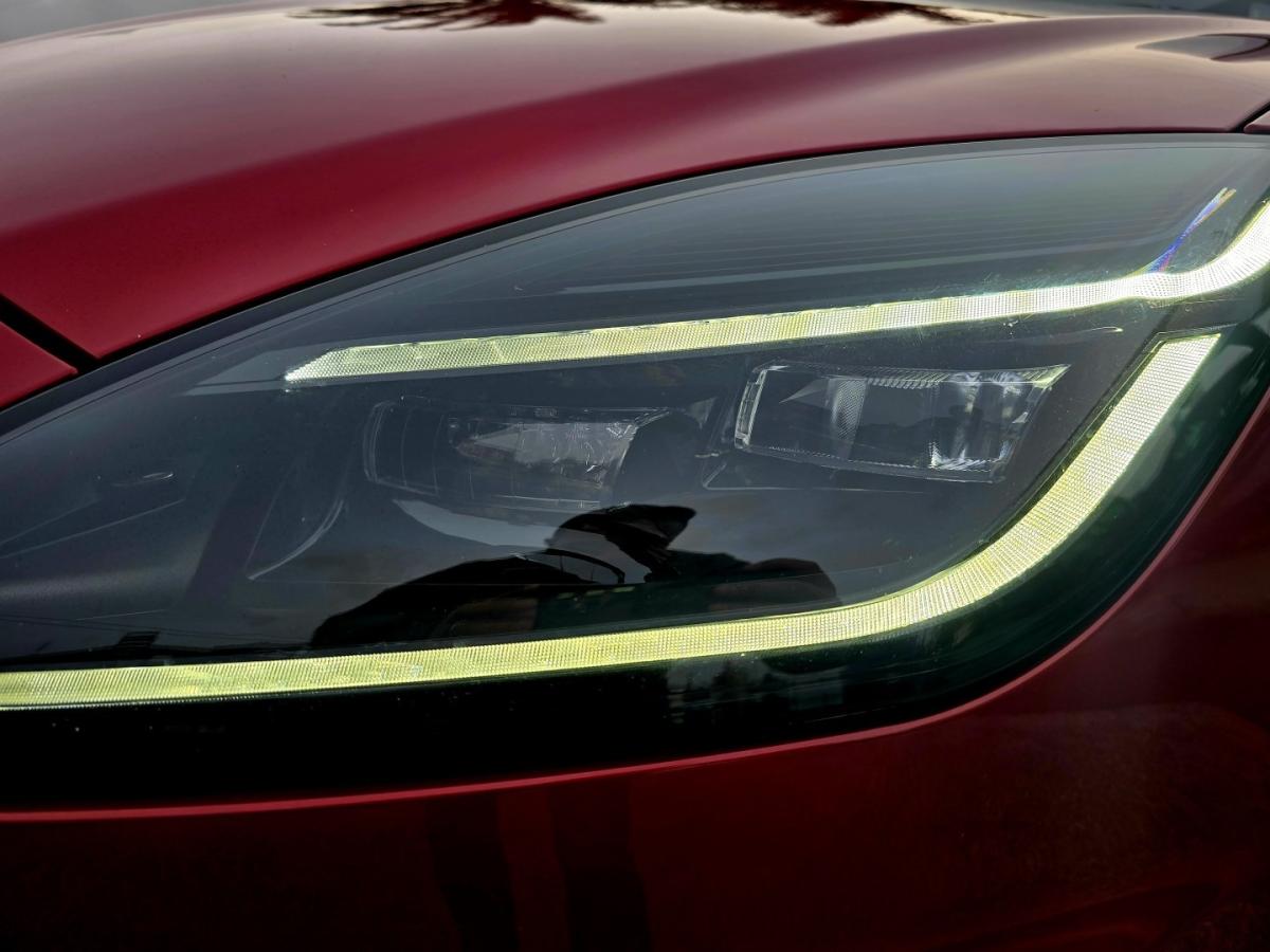 jaguar-e-pace-2023-hibrido-1498cc