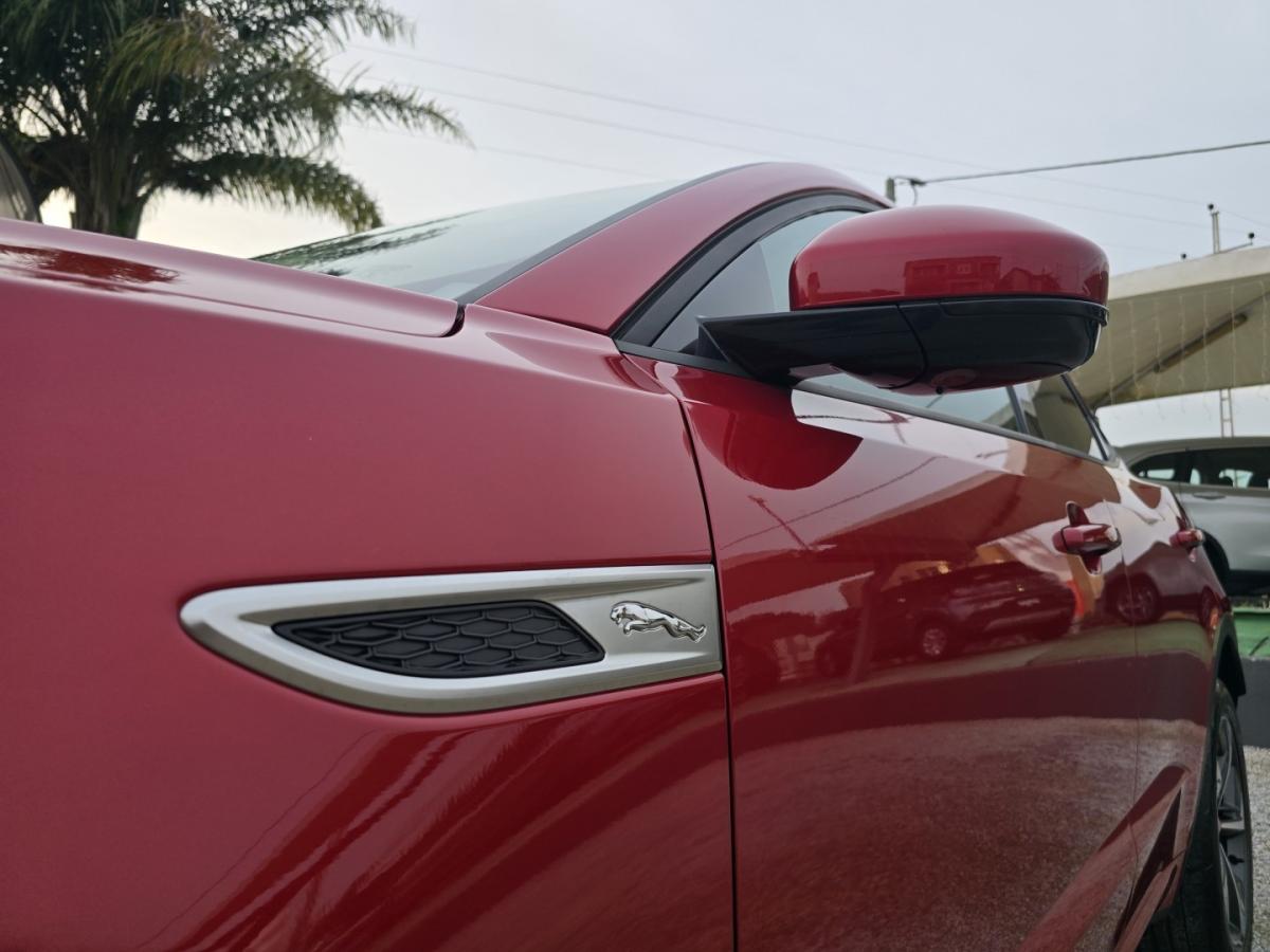 jaguar-e-pace-2023-hibrido-1498cc