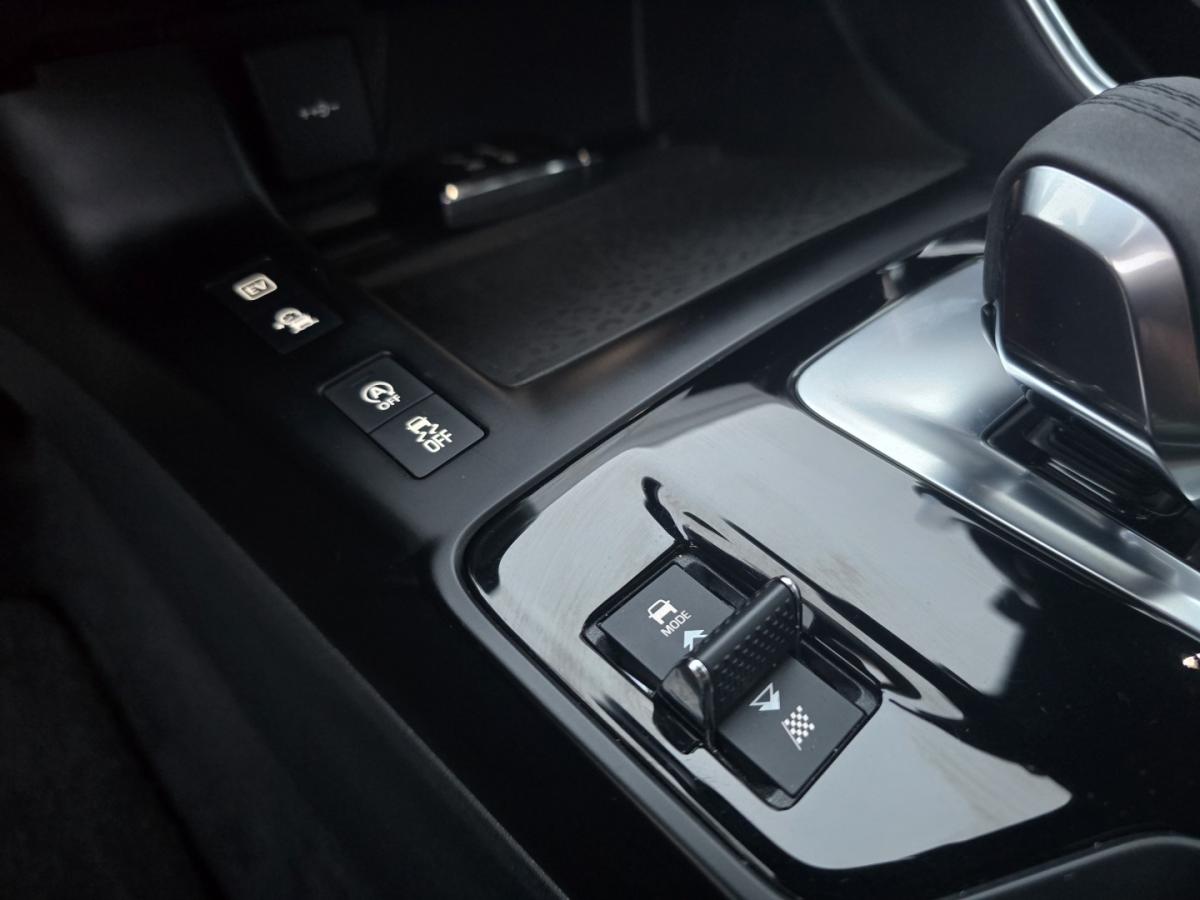 jaguar-e-pace-2023-hibrido-1498cc