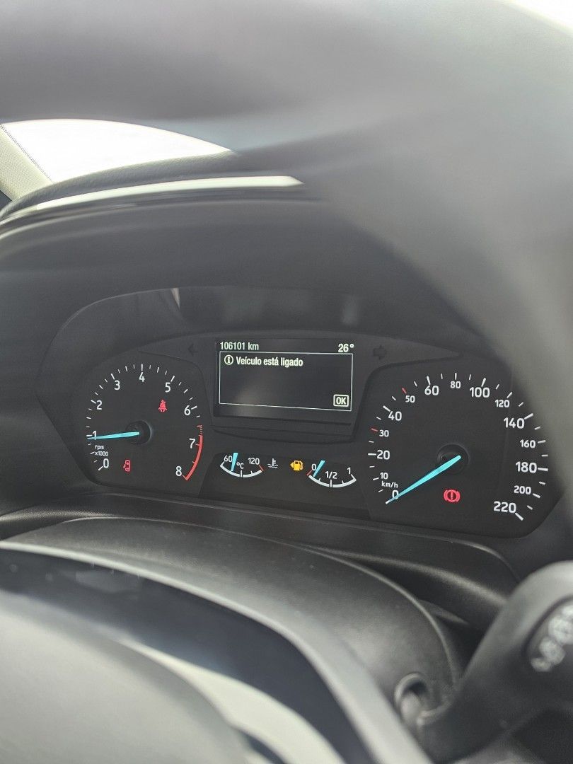 ford-fiesta-2018-gasolina-1084cc
