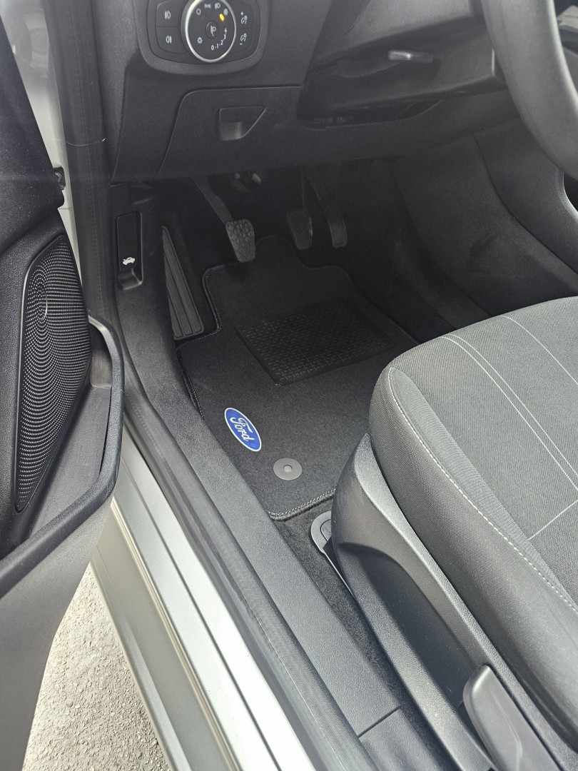 ford-fiesta-2018-gasolina-1084cc