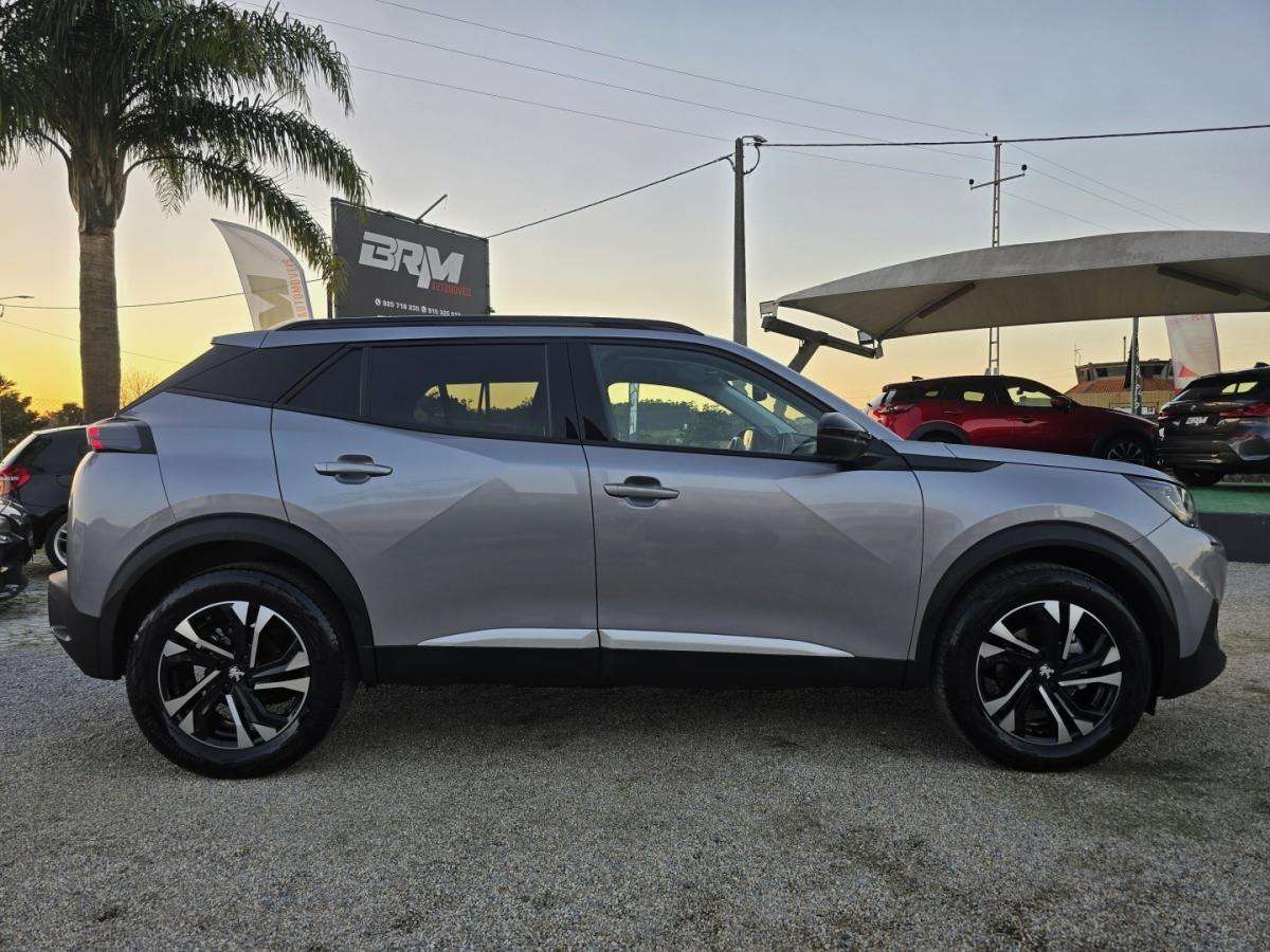 peugeot-2008-2022-gasolina-1199cc