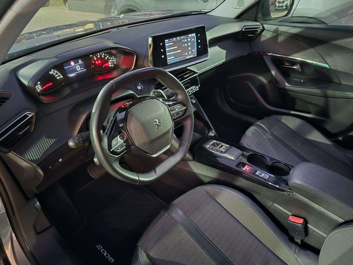 peugeot-2008-2022-gasolina-1199cc