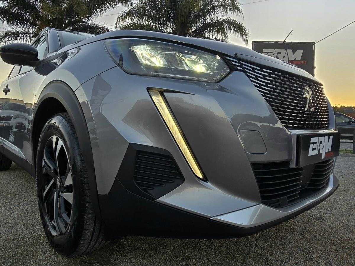 peugeot-2008-2022-gasolina-1199cc