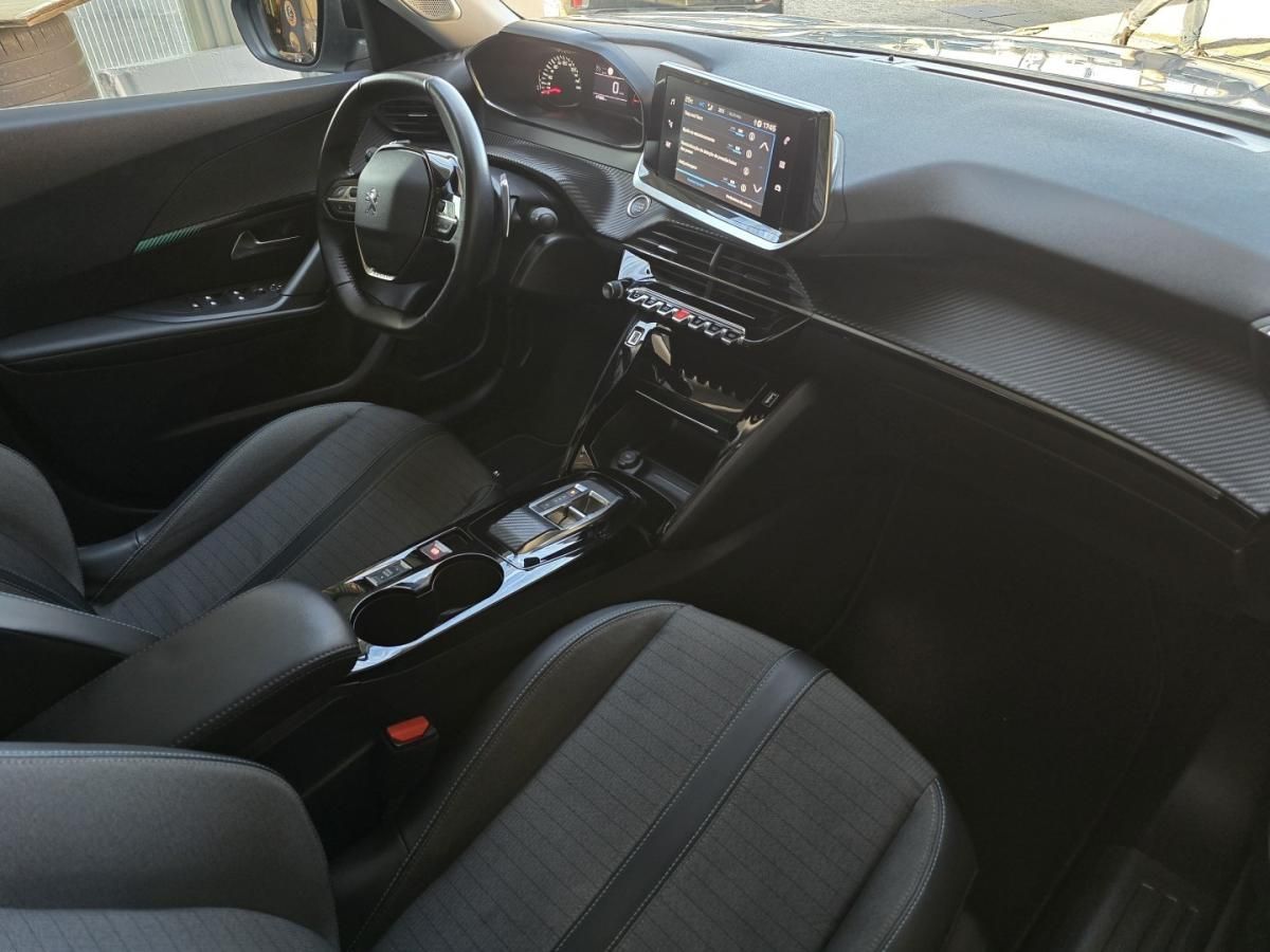 peugeot-2008-2022-gasolina-1199cc