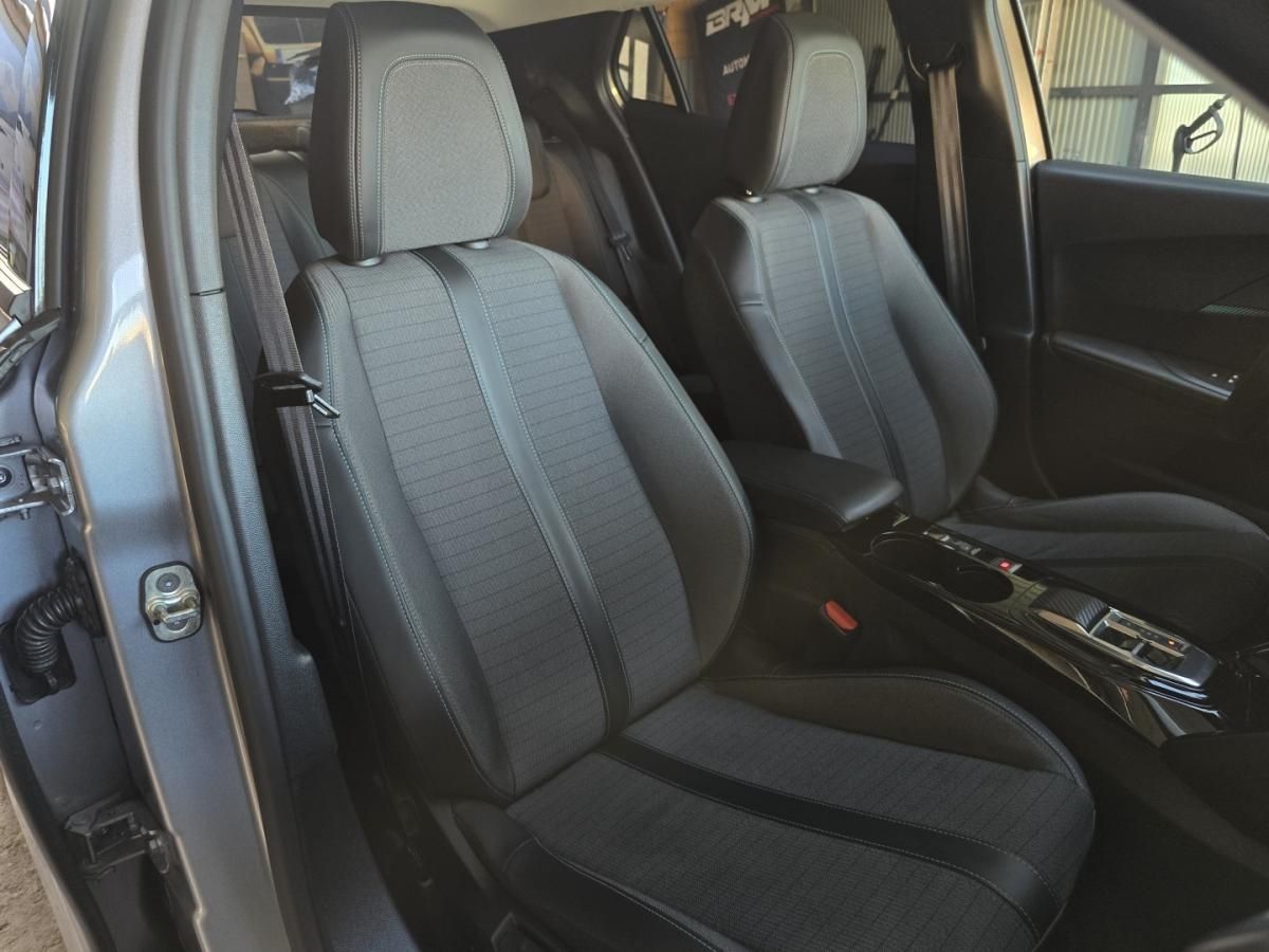 peugeot-2008-2022-gasolina-1199cc