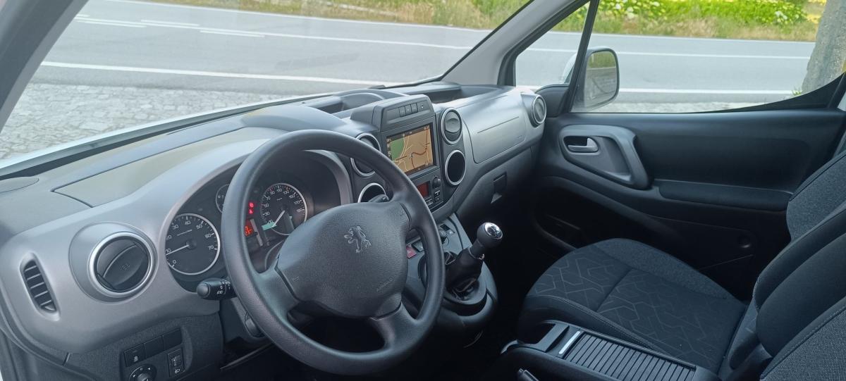 peugeot-partner-2018-diesel-1560cc