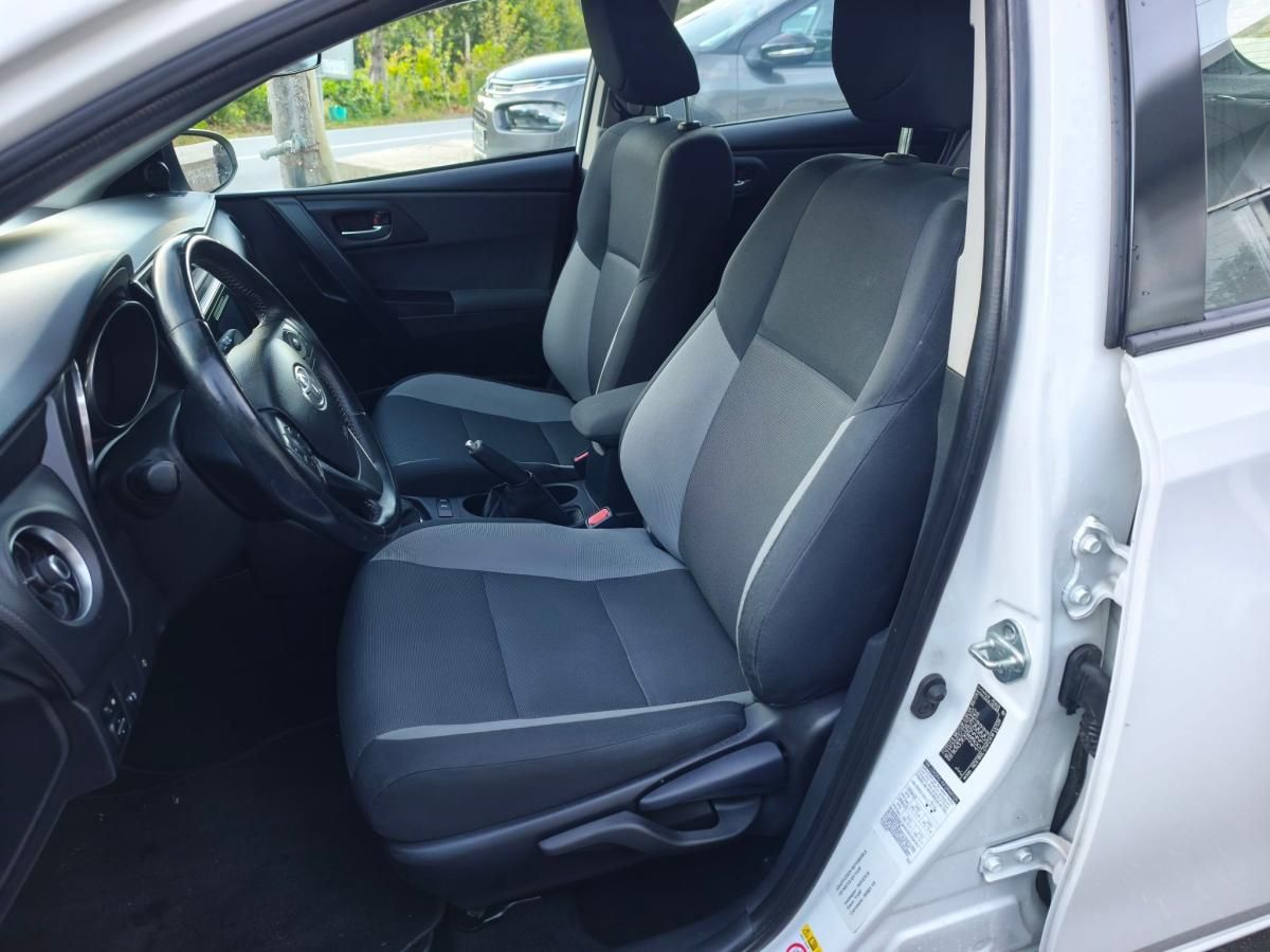 toyota-auris-2017-diesel-1364cc