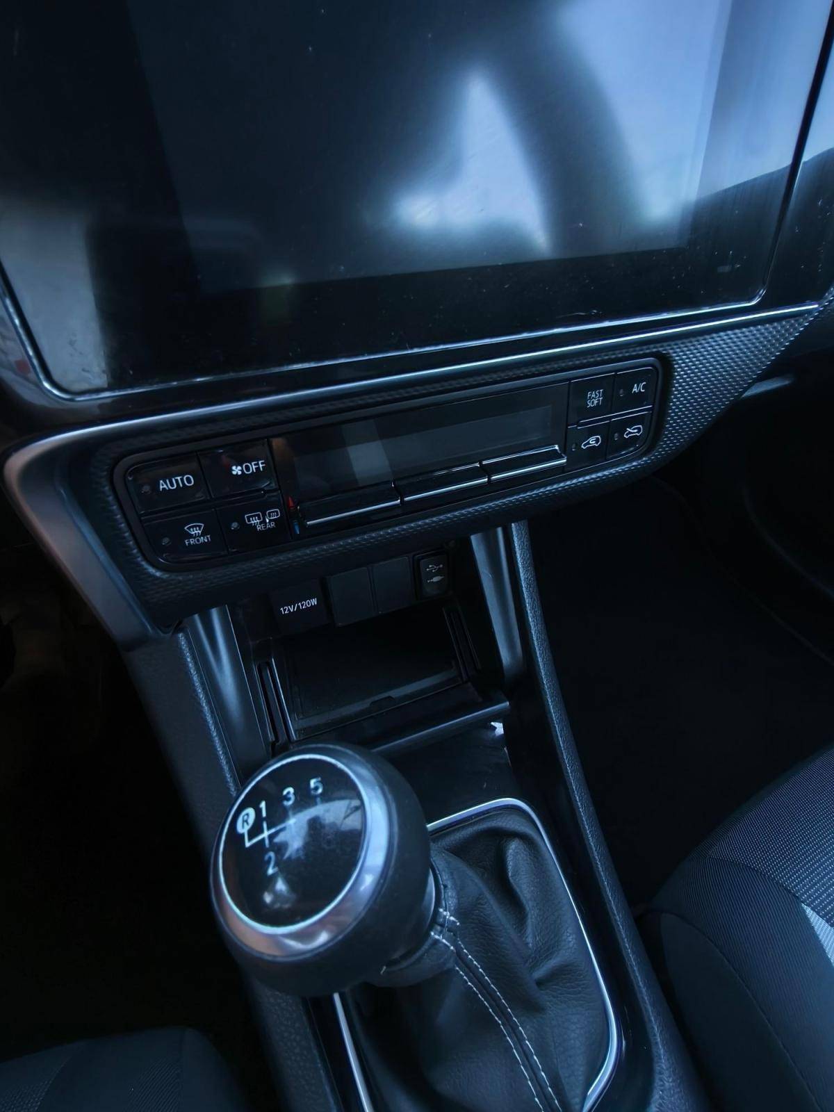 toyota-auris-2017-diesel-1364cc