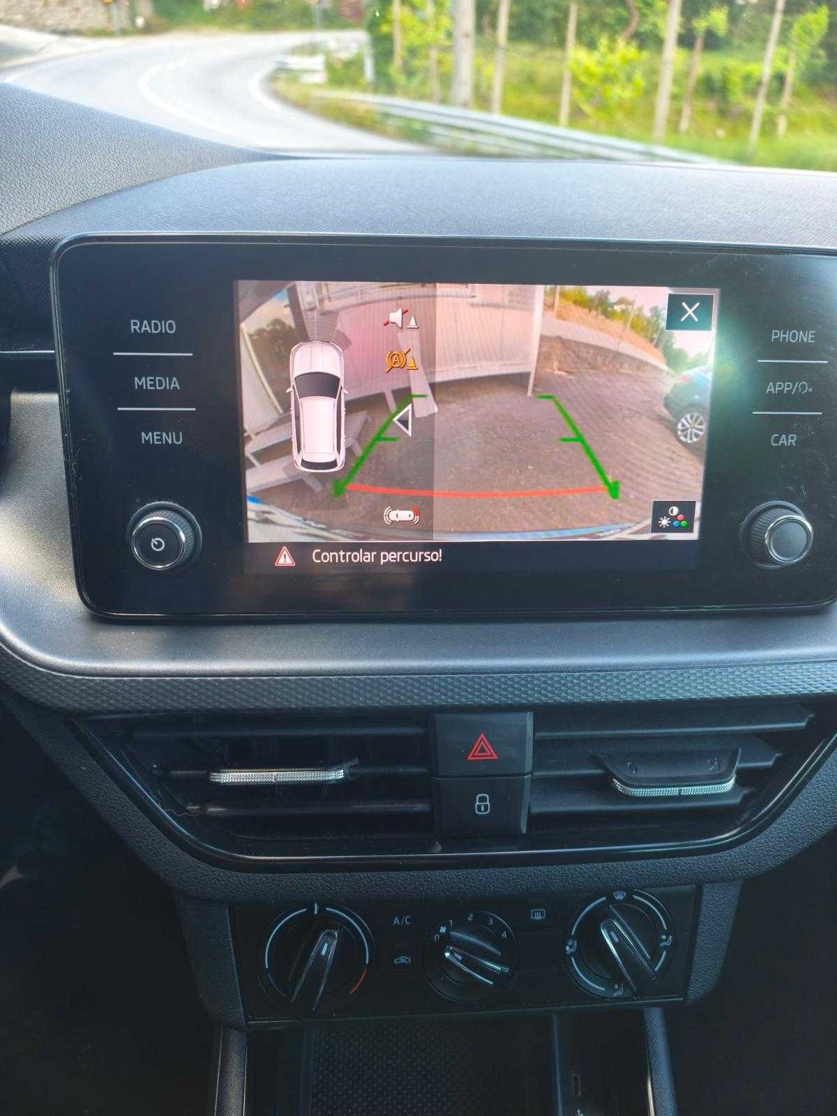 skoda-kamiq-2021-gasolina-999cc