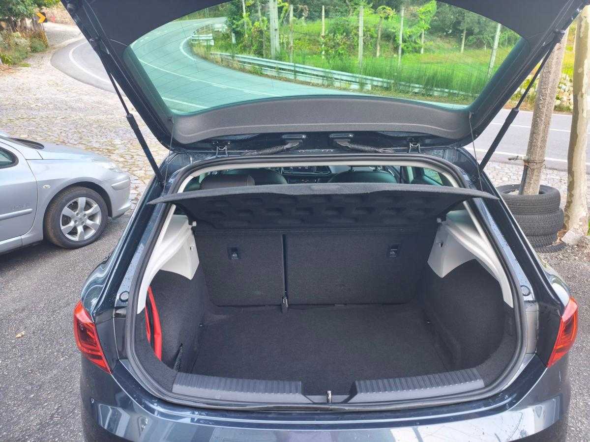 seat-leon-2020-gasolina-999cc