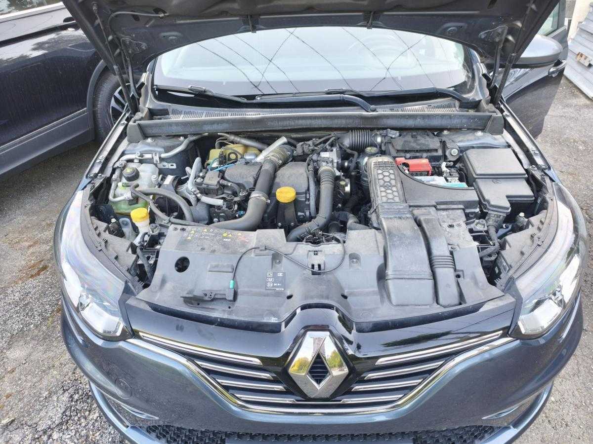 renault-megane-sport-tourer-2018-diesel-1461cc