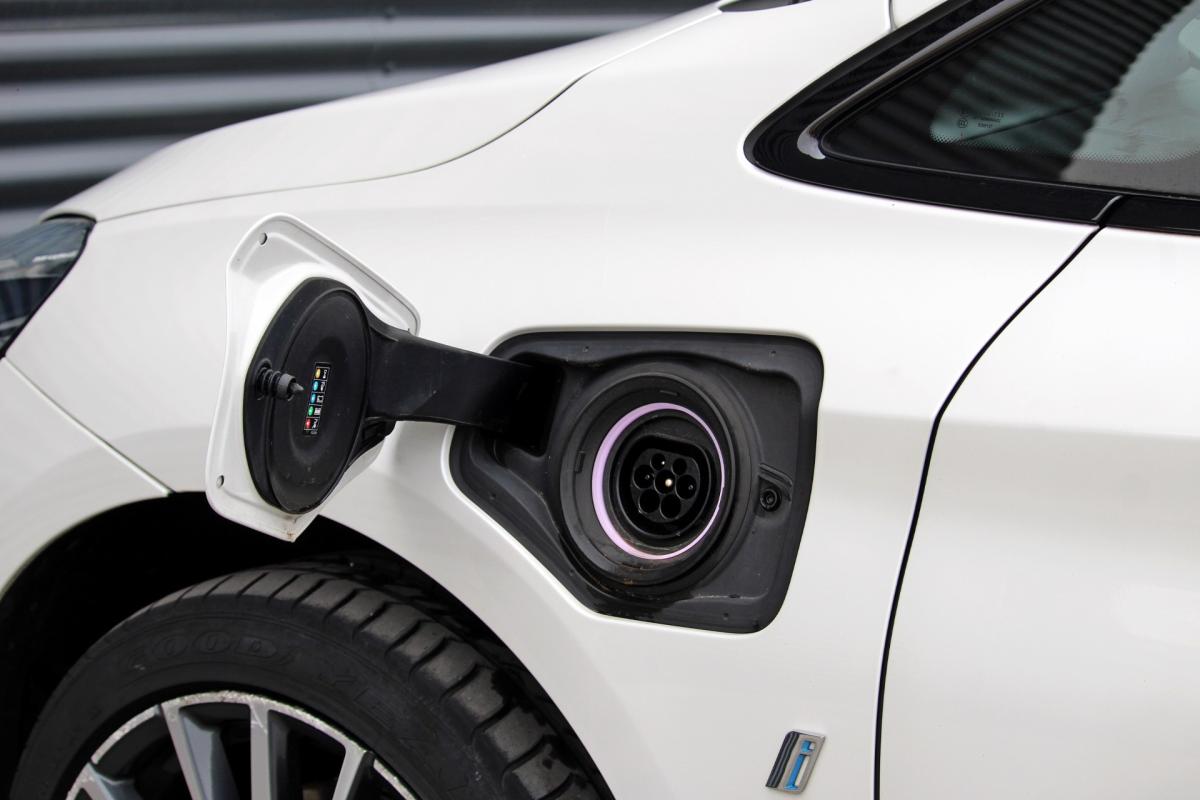 bmw-serie-2-2019-hibrido-a-gasolina-1499cc