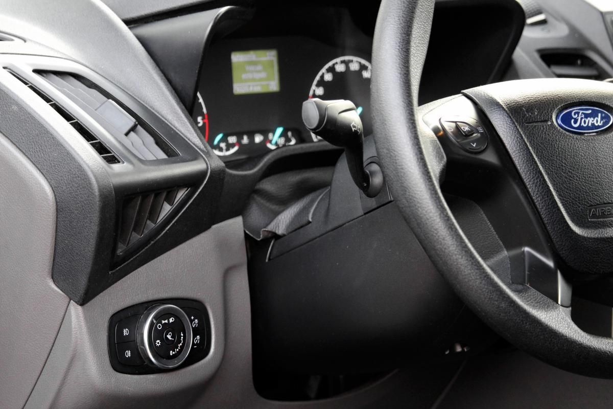 ford-transit-connect-2022-diesel-1499cc