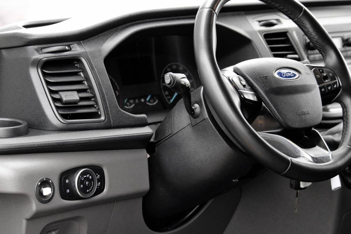 ford-transit-2022-diesel-2000cc