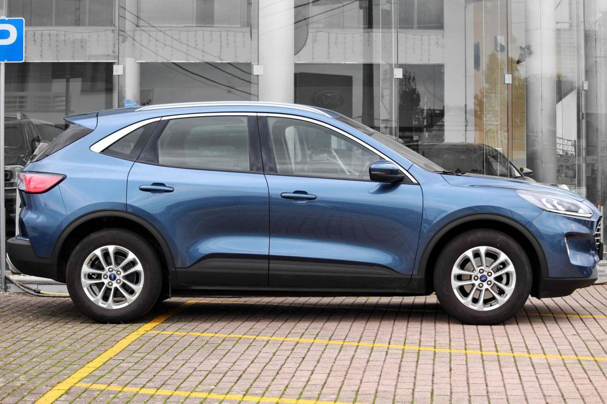 ford-kuga-2022-diesel-1499cc