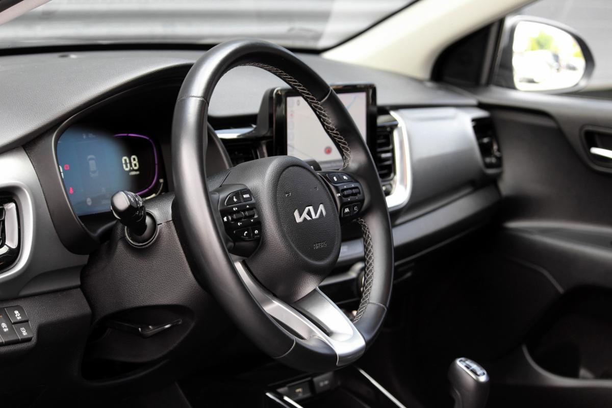 kia-stonic-2025-gasolina-998cc