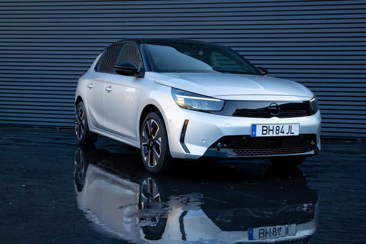 opel-corsa-2024-eletrico-500cc